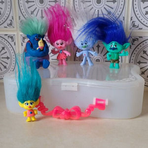 6 Piece Trolls Playset in Carry Case